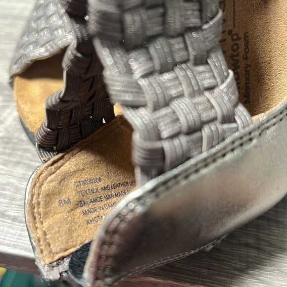 Comfortiva Alisha Wedge Sandals Shoes - Picture 7 of 7